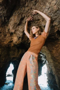 Border Print Retro Floral Pants