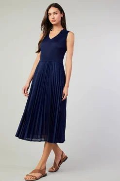 Cari Ribbed Contrast Pleated Dress