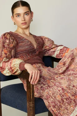 Contrast Sleeve Border Print Sweater