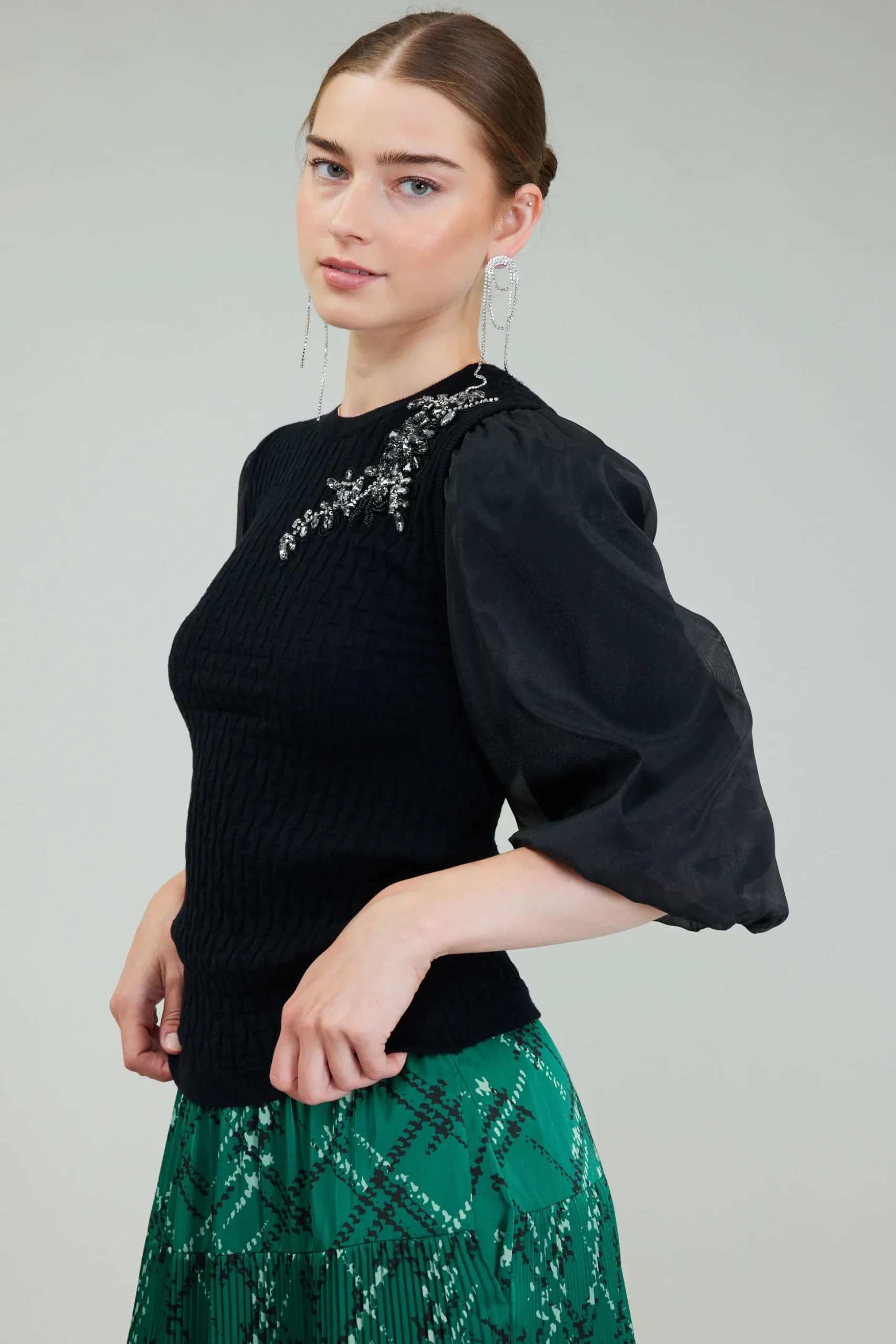 Contrast Sleeve Knit Blouse