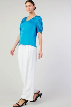 Cuffed Pleated Yoke top