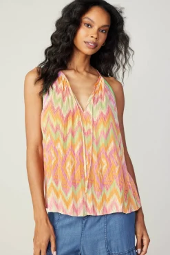 Gradient Chevron Tank
