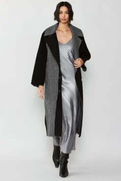 Houndstooth Oversized Wool Coat