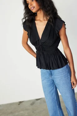 Mara Pleated Sleeveless Blouse