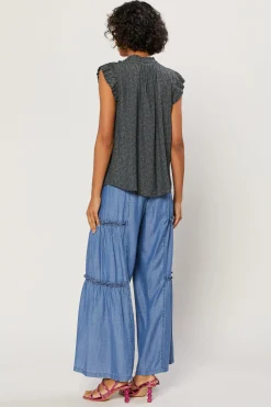 Margot Jacquard Pleated Sleeve Blouse