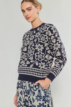 Pullover Floral Sweater