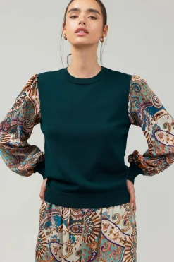 Ribbed Contrast Sleeve top